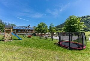 Gasthof-Ferienwohnungen Dürrlehen – Ferienwohnung Kneifelspitze, für 2-4 Personen und 1 Kind bis 10 Jahren
