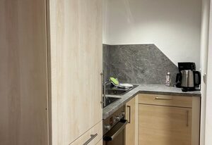 Ferienwohnung Am Erlengrund – Ferienwohnung Nr. 2 für 1-2 Personen, ca. 32 m², Schlafzimmer, Wohnküche, Balkon