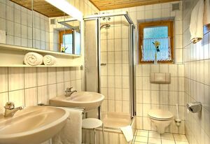 Fewo Maier – Ferienwohnung Nr. 3, 1-2 Personen, 1 Schlafzimmer, Dusche/WC, Balkon, 70 qm