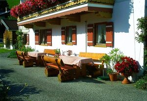 Haus Urban – Doppelzimmer Kahlersberg - Dusche/WC, 20qm, ohne Balkon, TV, Mansardenzimmer für 2-3 Personen, Obergeschoss