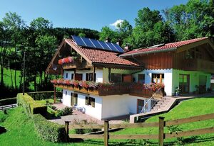 Haus Vogl – Doppelzimmer Nr.1, mit Dusche und WC, Terrasse