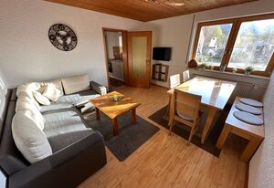Ferienwohnung Kurtz – Ferienwohnung mit Terrasse und Grillinsel