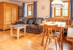 Haus Hirschpoint Ferienwohnungen – Ferienwohnung Reiteralpe, 1-2 Personen, 32 qm, Balkon, 1 Schlafzimmer, Südwesten