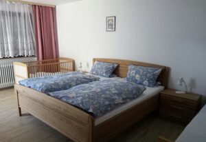 Sollingerhof Familie Hogger – Ferienwohnung Sollingerhof , 100m², 3 Schlafzimmer, 6 Personen, Terrasse