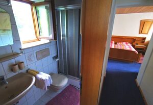 Nichtraucher Gästehaus Schönfeld – Einzelzimmer Dusche/WC