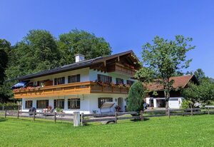 Ferienwohnungen Löslerlehen – Ferienwohnung Grünstein, 28 qm, 1-2 Personen, 1 separates Schlafzimmer, Balkon