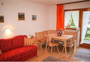 Taubenseehof Ferienwohnungen – Ferienwohnung Nr. 1, 2-4 Personen, 60 qm, Bad und Dusche/WC, Terrasse, TV