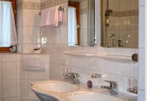 Taubenseehof Ferienwohnungen – Ferienwohnung Nr. 1, 2-4 Personen, 60 qm, Bad und Dusche/WC, Terrasse, TV