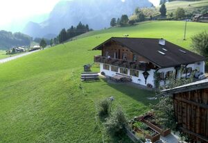 Klettnerlehen – Doppelzimmer 4, Dusche/WC/Balkon, TV, Sitzecke, Obergeschoss