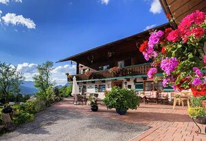 Ferienwohnung Malerlehen – Ferienwohnung Untersberg, 1-2 Personen, 42 qm, Terrasse, ruhige Lage