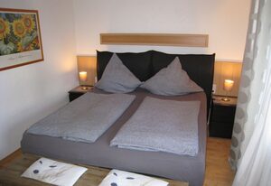 Gästehaus München – Doppelzimmer Nr. 1 mit Dusche/WC, Balkon