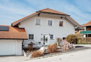 Ferienwohnung Staffelbergblick – Ferienwohnung mit Balkon