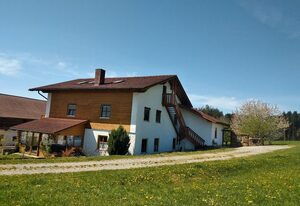 Ferienhof Schrädobler – Ferienwohnung mit  Alpenblick