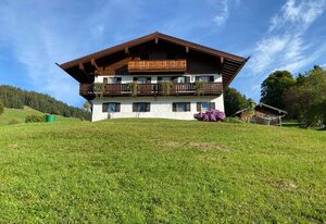 Pfaffenlehen Ferienwohnung – Ferienwohnung für 2-4 Personen, Dusche/WC, Süd-Balkon, TV, W-LAN