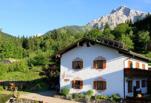 Ferienwohnung Haus Karlsbad – Ferienwohnung Nr.1 100 qm, für 2-4 Personen