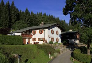 Ferienwohnung Haus Karlsbad – Ferienwohnung Nr.1 100 qm, für 2-4 Personen
