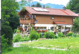 Haus Stoaröserl – Doppelzimmer m. Du/WC Balkon Nr.1 u. 2