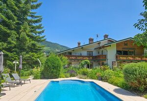 Gästehaus Oslhof Ferienwohnungen – Ferienwohnung Kehlstein, 1-2 Personen,42m , sep. Küche mit Geschirrspüler, Wohn- und Schlafzimmer, Terrasse + Wintergarten