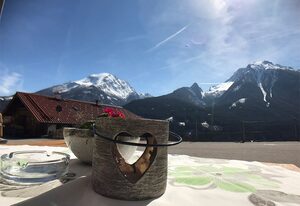 Haus Amort – Doppelzimmer, Dusche/WC/Balkon, TV, W-LAN, Radio, Haar Fön, Safe, Sitzecke, Obergeschoss