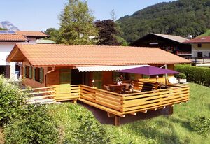 Chalet Ramsau und Ferienwohnung Zeitz – Chalet für 1-2 Personen, neuerbautes Holzhaus,65 qm,W-LAN,separates Schlafzimmer