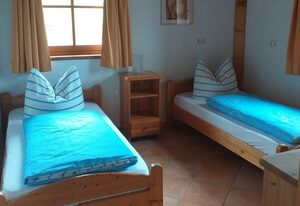 Fronwieshäusl Ferienwohnung HG – Ferienwohnung Hochkalter, 2-4 Personen, 70 qm, Balkon, TV, 2 Schlafzimmer