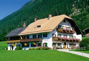 Leyererhof – Doppelzimmer Nr. 4, Dusche/WC, Südbalkon, TV, Sitzgelegenheit, Obergeschoss