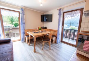 Haus Talblick Ferienwohnungen – Ferienwohnung Watzmann, 1-4 Personen, 44 qm, Dusche/Bad/WC, Südost-Balkon, TV