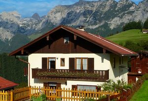 Haus Talblick Ferienwohnungen – Ferienwohnung Watzmann, 1-4 Personen, 44 qm, Dusche/Bad/WC, Südost-Balkon, TV
