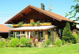 Landhaus Brigitte – Ferienwohnung Grünten