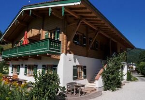 Berg-Loft Ramsau – Ferienwohnung 1-6 Personen, 130-170 qm, Balkon, TV, 2-3 Schlafzimmer, Nichtraucher