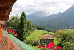 Uhlenlehen – Ferienwohnung Almrausch für 1-4 Personen, 47 Quadratmeter, W-LAN, TV, Balkon, separates Schlafzimmer