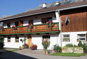 Uhlenlehen – Ferienwohnung Almrausch für 1-4 Personen, 47 Quadratmeter, W-LAN, TV, Balkon, separates Schlafzimmer