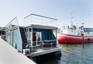 Hausboot Coworkingship