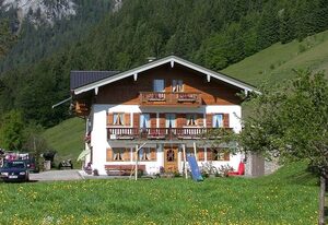 Fluchthäusl Ferienwohnung – Ferienwohnung Blaueis, 1-2 Personen, Balkon, W-LAN, 1 Schlafzimmer