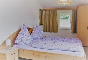 Ferienwohnung Graßl Sylvia – Ferienwohnung Grünstein, 1-2 Personen, 54 qm, Balkon mit Blick auf die Berge