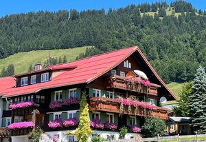 Gästehaus Nussbaumer – Ferienwohnung 7 Typ A -  2 Schlafzimmer, 2 Bäder