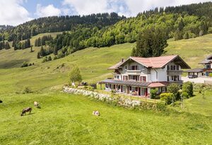 Alpenrösle Ferienwohnungen – Wohnung 6, 62qm, 2 Schlafzimmer, große Südterrasse