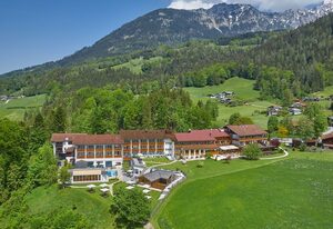 Alm- & Wellnesshotel Alpenhof – Komfort Einzelzimmer m. Bad, WC u. Balkon
