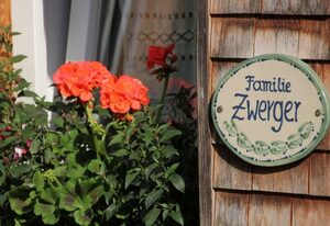 Ferienwohnungen Zwerger – Ferienwohnung UNDA mit Balkon und Bergblick