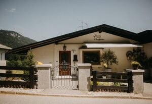 Haus Bergfrieden – Ferienwohnung Kneifelspitze