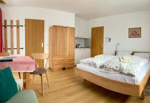 Ferienwohnung Gästehaus Am Buchenbichl – Ferienwohnung Nr. 8, für 1 bis 2 Personen, 26 qm, Balkon