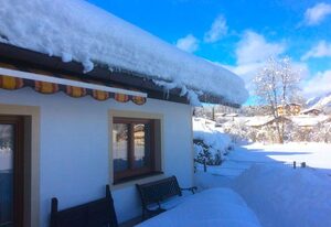 Ferienbungalow Heidi – Ferienbungalow 2-4 Personen, 75 qm, mit 2 separaten Schlafzimmern und Terrasse