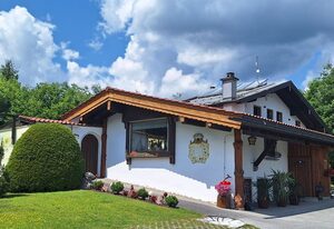Haus Silbertann – Ferienwohnung 1-3 Pers.,2 separate Schlafzimmer, 2 Bäder, kombinierter Ess-Wohnbereich, Balkon