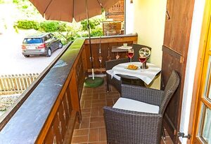 Ferienwohnung Haus Florence – Ferienwohnung 1-2 Personen, 40 qm, Balkon mit Blick auf die Berge