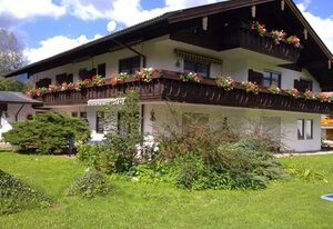 Alpenpension Bergidyll – Einzelzimmer mit Dusche und WC