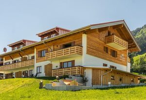 Berghaus Mucha – Ferienwohnung Bergzeit 24