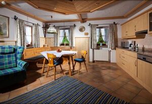 FeWo Watzmann – Ferienwohnung Watzmann, 2-4 Personen, 83 qm, Balkon, 2 Schlafzimmer