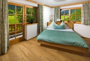 Ferienwohnung Unteröd – Ferienwohnung m. 3 sep. Schlafzimmer u. Balkon, 2 Bäder, 100 qm, Wlan