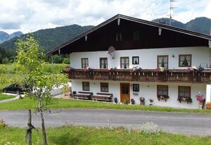 Ferienwohnungen Hammerstiel – Ferienwohnung Hochkalter, 2 Personen, Balkon mit Bergblick, 36 qm