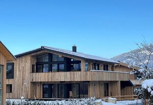 Alpenlodges – Alpenlodges Chalet Wildeiche, 65 qm, separates Schlafzimmer, Bad, Sauna, Terrasse